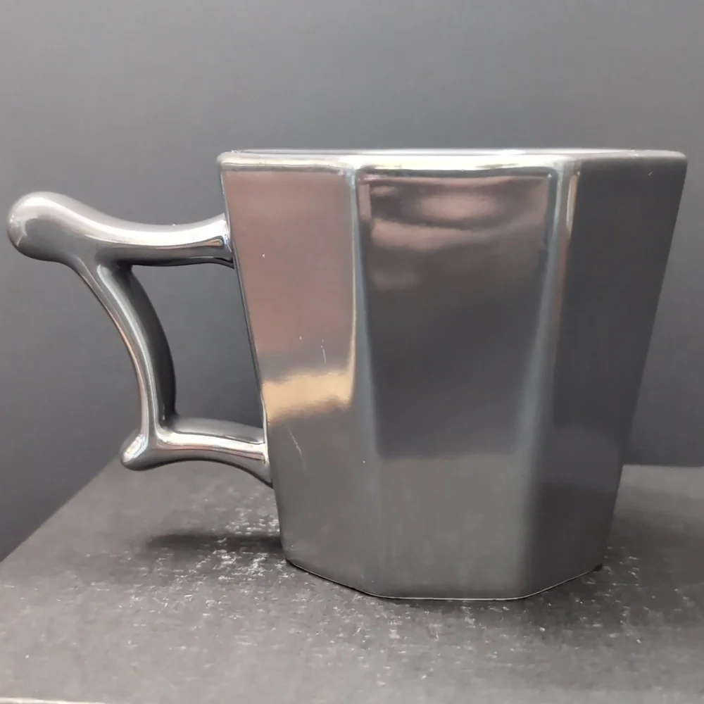 Starbucks 2013 14 fl oz, Limited Edition Silver/Metallic Gray Holiday Mug. - Picture 3 of 8